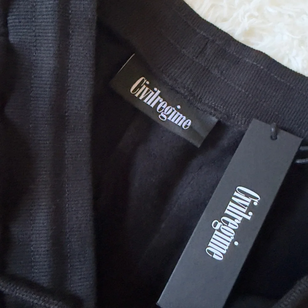 Stylish Black Joggers for Men - Picture 2 of 2